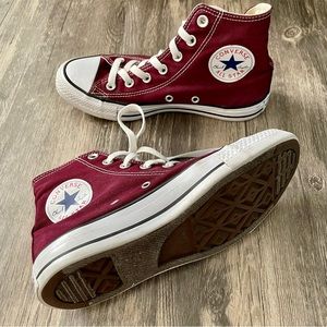 Unisex Burgundy Converse High Top Chucks Women’s 7 Men’s 5